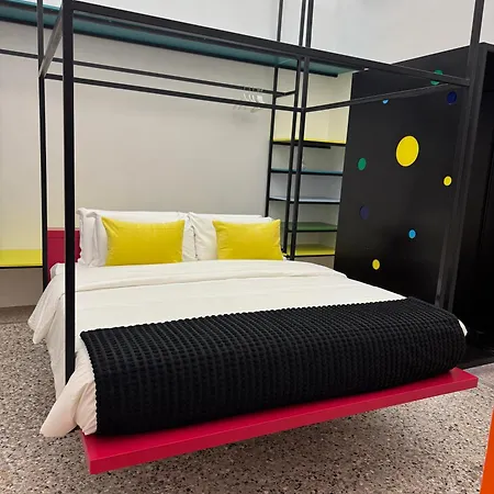 Galaxy By Romei בית הארחה